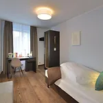 Uhu Gaestehaus Superior 3* Colónia
