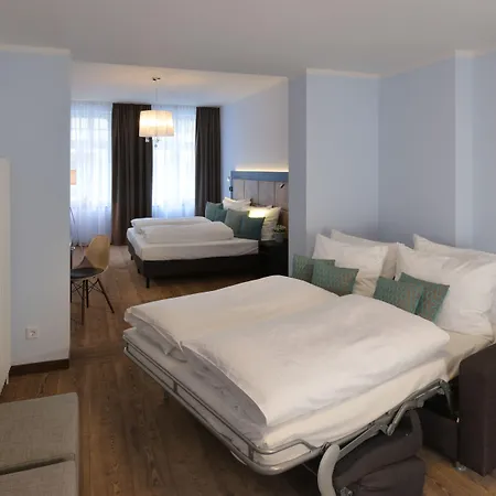 Uhu Gaestehaus Superior ケルン