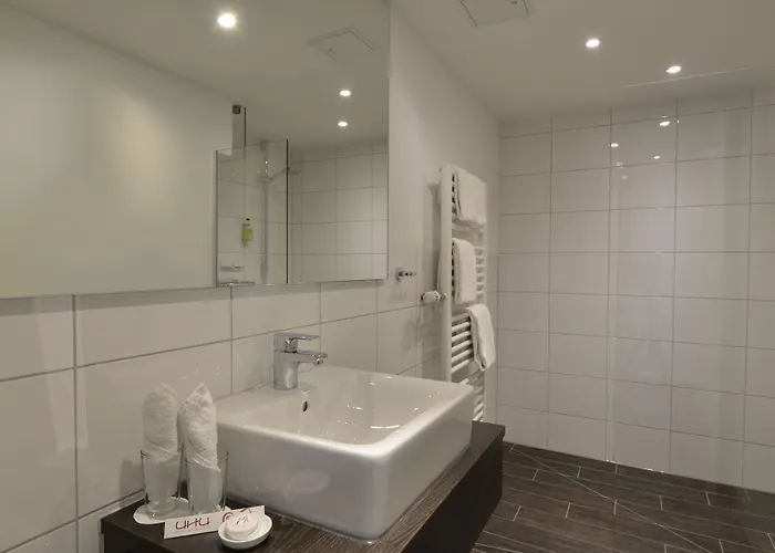 Uhu Gaestehaus Superior 3* Köln