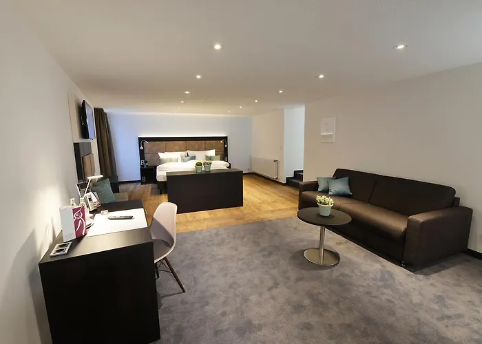 Uhu Gaestehaus Superior 3*