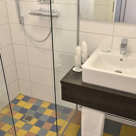 Hotel Uhu Superior 3*