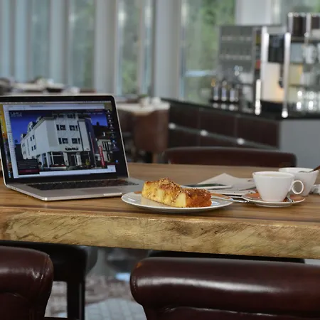 Hotel Uhu Gaestehaus Superior Kolín nad Rýnem