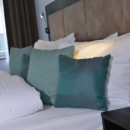 Hotel Uhu Gaestehaus Superior Kolín nad Rýnem