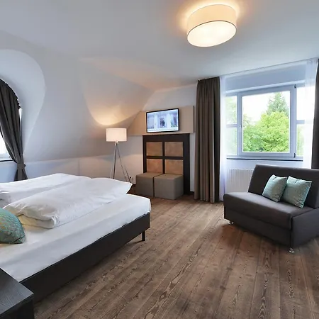 Hotel Uhu Gaestehaus Superior