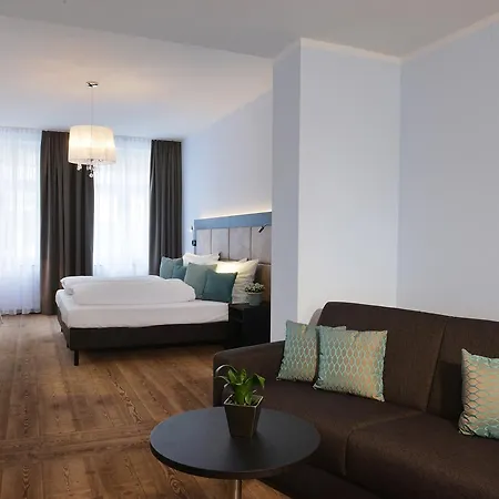 Szálloda Uhu Gaestehaus Superior Köln