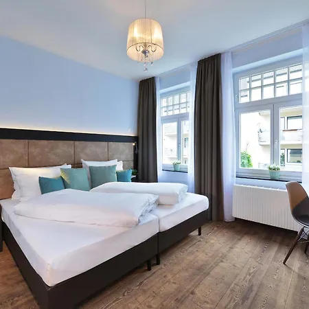 Hotel Uhu Gaestehaus Superior Cologne