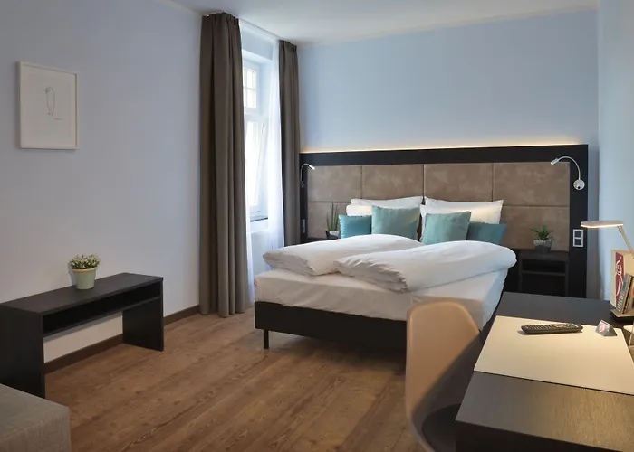 Uhu Gaestehaus Superior فندق