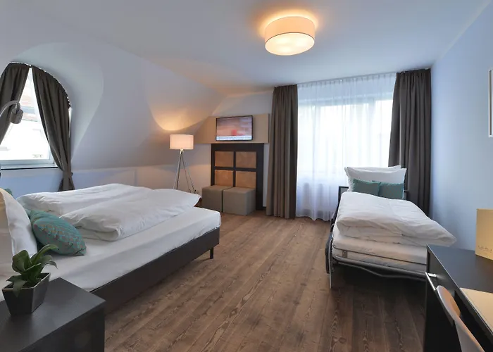 Uhu Gaestehaus Superior Hotell Köln