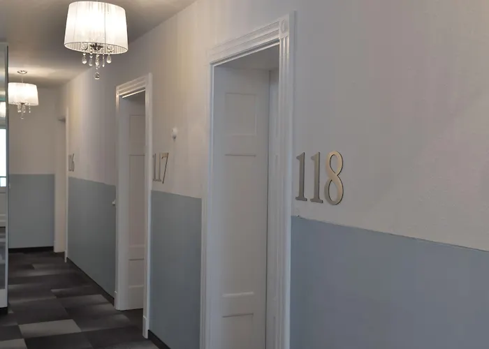 Hotell Uhu Gaestehaus Superior 3*