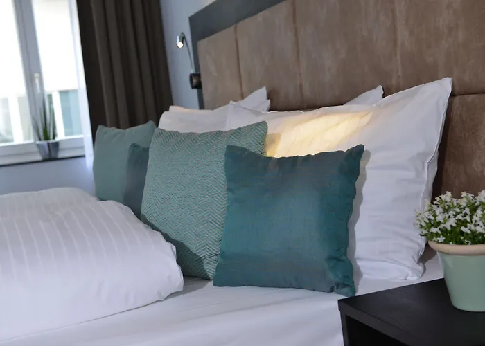 Hotell Uhu Gaestehaus Superior Köln