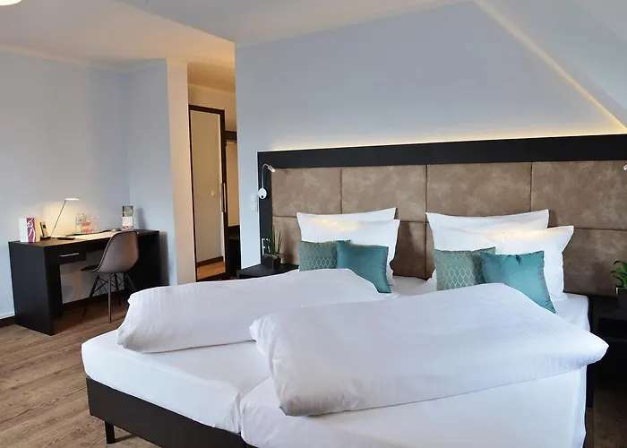 Uhu Gaestehaus Superior 3* Colonia