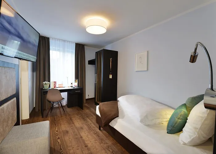 Hotel Uhu Gaestehaus Superior