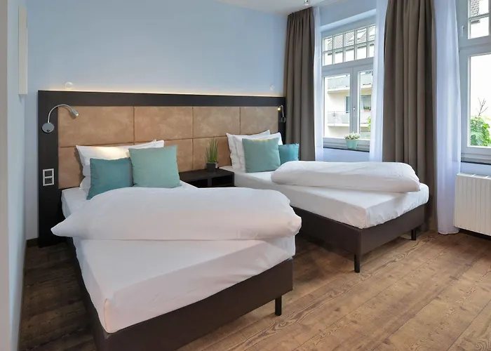 Uhu Gaestehaus Superior كولونيا